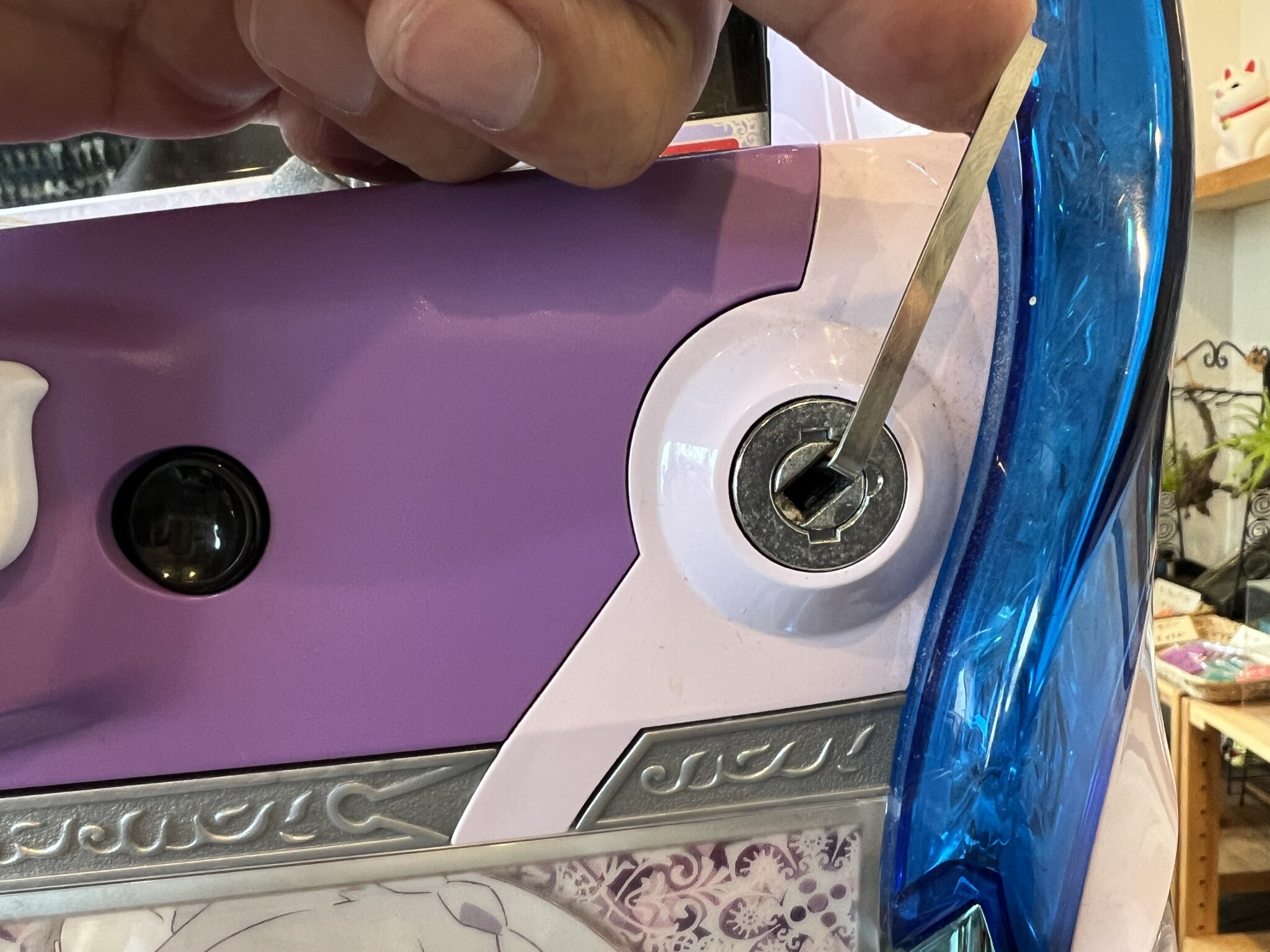 パチンコ台鍵開け