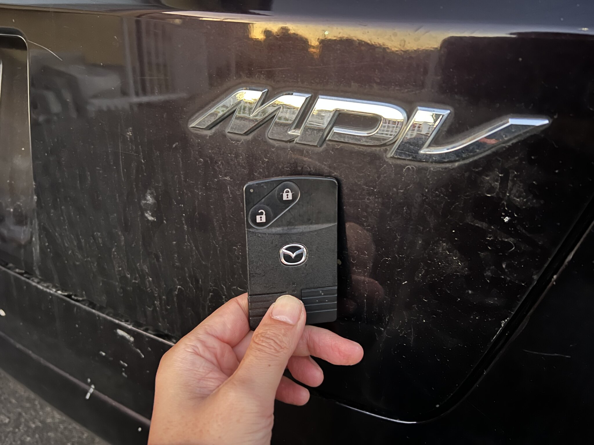 マツダ　MPV鍵紛失