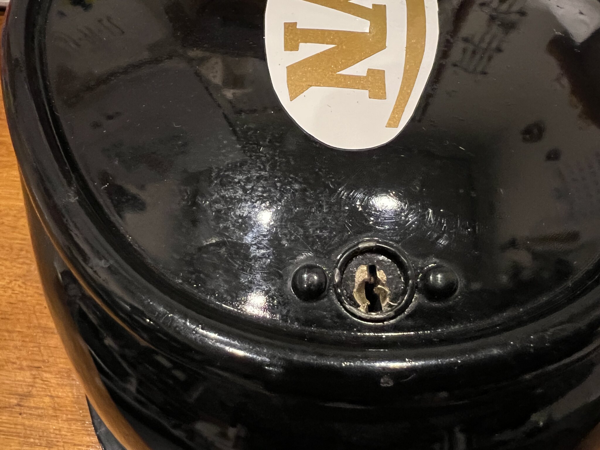 トライアンフ　ツールボックス